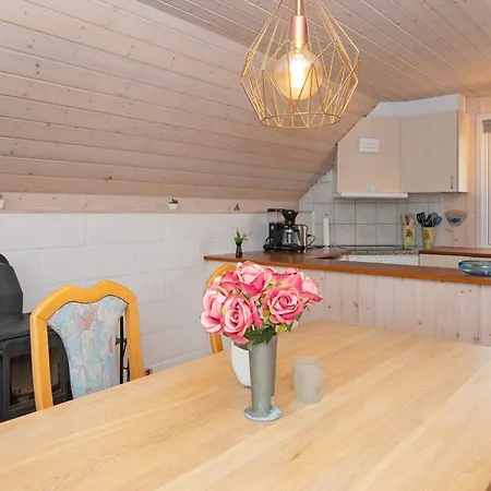 Semesterbostad 6 Person In Aabenraa-by Traum